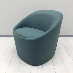 2024年製/限定入荷/ABW・TBW　オカムラ（okamura）製　ワークキャリア（Work Carrier）シリーズ　一人掛けソファ　ラウンジチェア　パーソナルソファ　■W650×D700×H680　■セージ