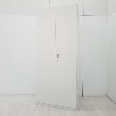 【在庫入替セール品!】【レア商品!給湯室などに設置おすすめのキッチンキャビネット!】■イトーキ(ITOKI)製 シンライン(thin line)シリーズ キッチンキャビネット 両開き扉 ■ホワイト