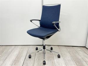 【スタイリッシュさが人気のオフィスチェア！インナーメッシュ構造による優しく包み込む座り心地！】■オカムラ(okamura)製　モード(mode)チェア【弊社使用欄：A01093909】