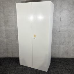 【中古】4B3137F ZA75 オカムラ「レクトライン」ハイキャビネット 両開き書庫!ホワイトカラーでオフィスを明るくすっきり見せる、書類やファイルの整理におすすめの収納家具です!/福岡で中古オフィス家具、オフィス収納をお探しならオフィスバスターズ福岡博多店へお気軽にお問い合わせください! #オフィス収納 #中古オカムラ #レクトライン #両開き書庫 #ホワイト
