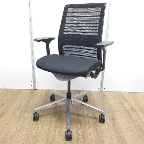 【中古】シンクチェア（新モデル）  Steelcase（スチールケース） 肘付ハイバックチェア