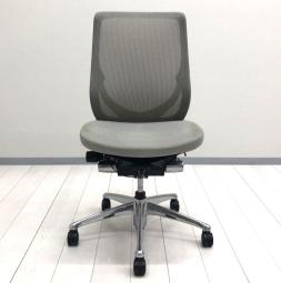 【美しいデザイン＆快適な調整機能！】 ■オカムラ製　ゼファーチェア　ハイバック　■ライトグレー　背面メッシュ　ブラックシェル　■体の動きを自然にサポート！人間工学に基づいた快適な座り心地！【Okamura　Zephyr】★A01102833