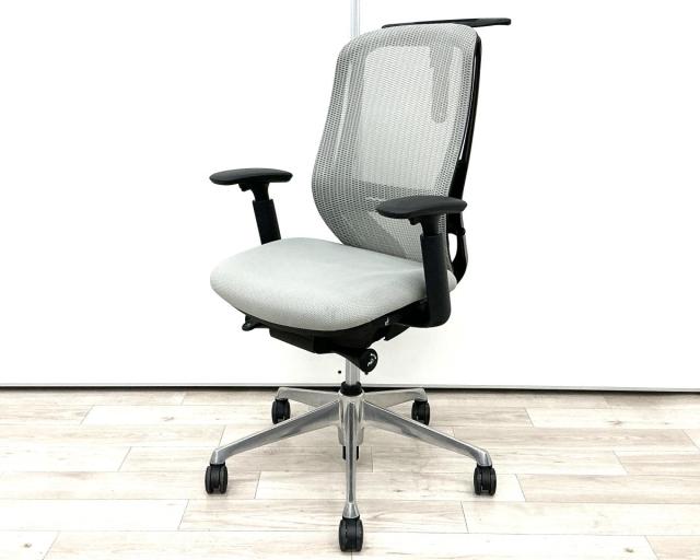 【中古】シルフィーメッシュ  オカムラ（okamura） 肘付ハイバックチェア