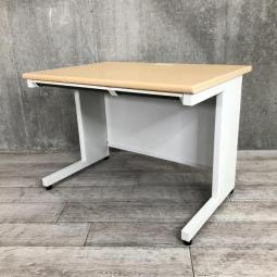 【ナチュラルカラー天板で温かみのあるオシャレなオフィスに！コンパクトな幅1000mmサイズ！】　■プラス（PLUS）製　フラットライン（FLATLINE）シリーズ　平机　■天板：ナチュラル / 脚：ホワイト
