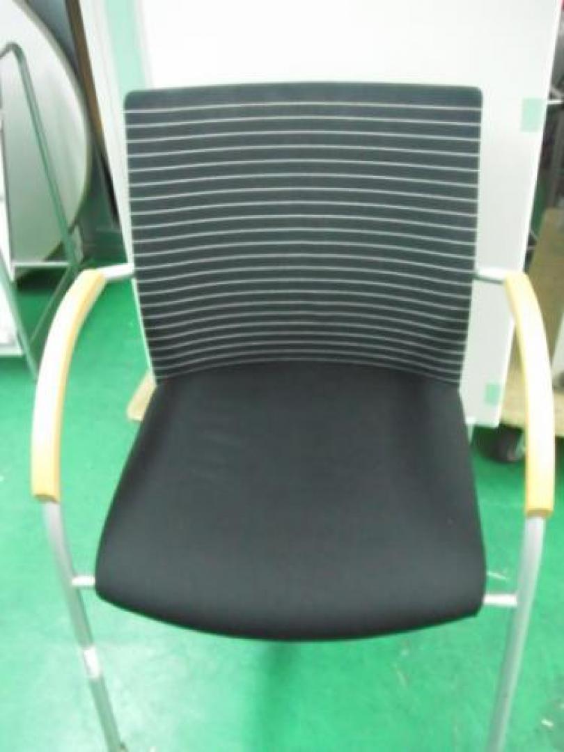 [Wiesner hager製]ミーティングチェア２脚入荷致しました！【会議チェア】
                                    中古
            