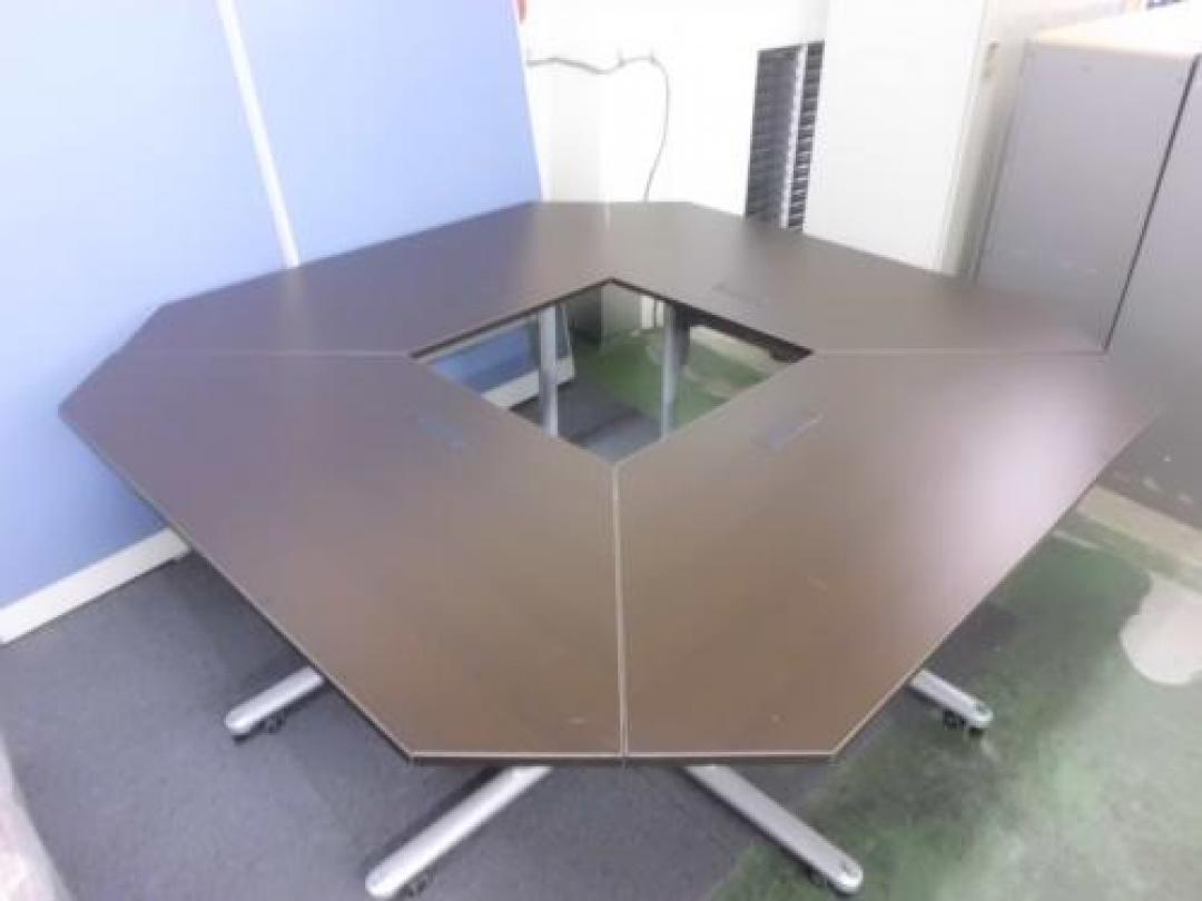 【コンビネーションセット】　イトーキ製サイドスタックテーブル4本セット　■会議用テーブル　【セット商品】
                                    中古
            