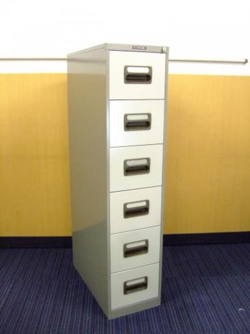 【激珍】多段式ファイルキャビネット
                                    中古
            