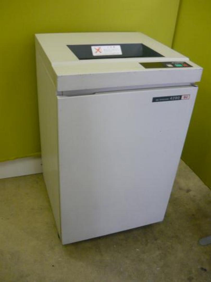 その他
                                    中古
            