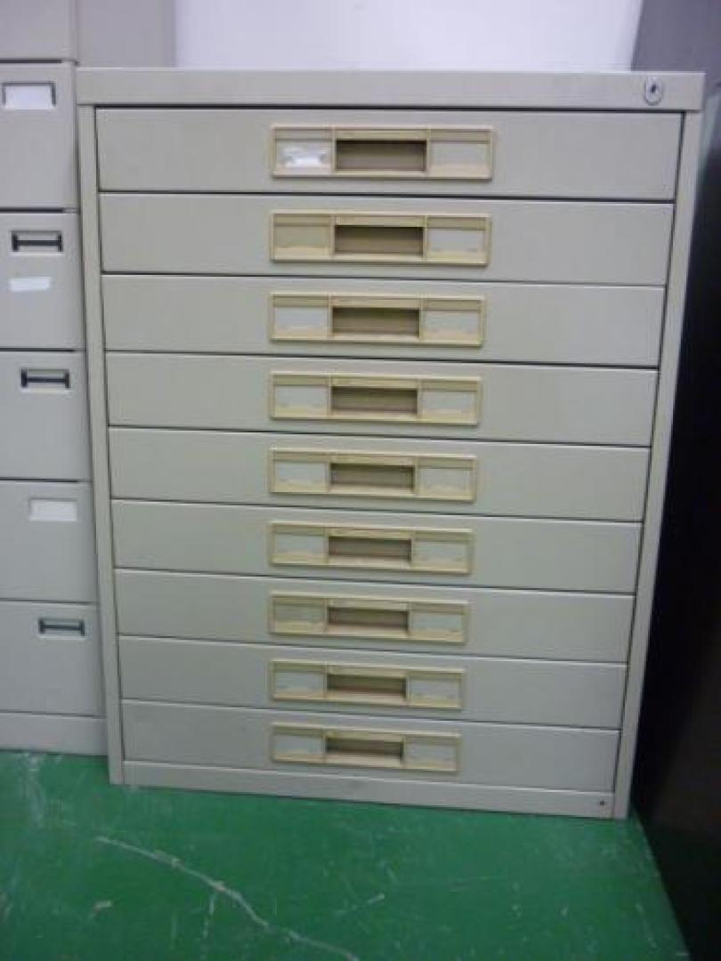 6/15　【おつとめ品】マップケース・設計図面収納・・・A3対応しております。
                                    中古
            