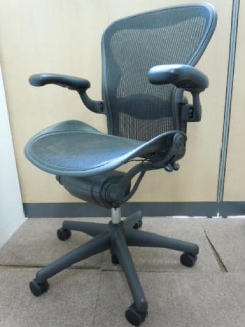 中古】アーロンチェア Herman Miller/ハーマンミラー 肘付ハイバック