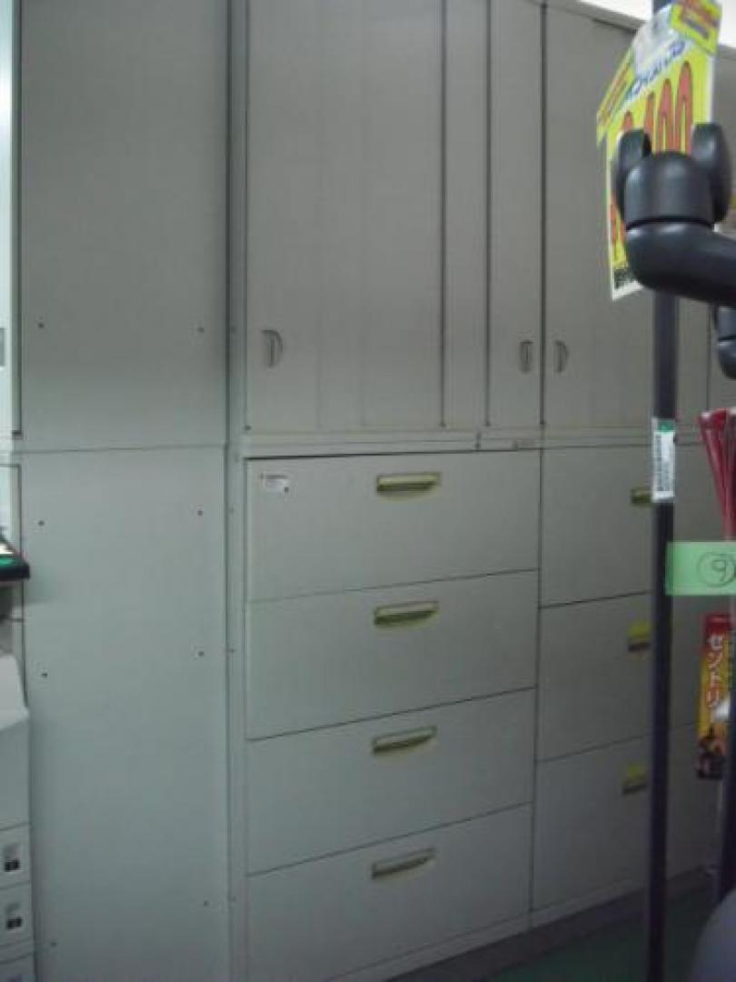 【レア商品】引き違い＋4段ラテラル＝書庫セット　■メーカー:オカムラ■シリーズ：SAシリーズ■サイズ：880＊450＊2240【ぞくぞく】
                                    中古
            