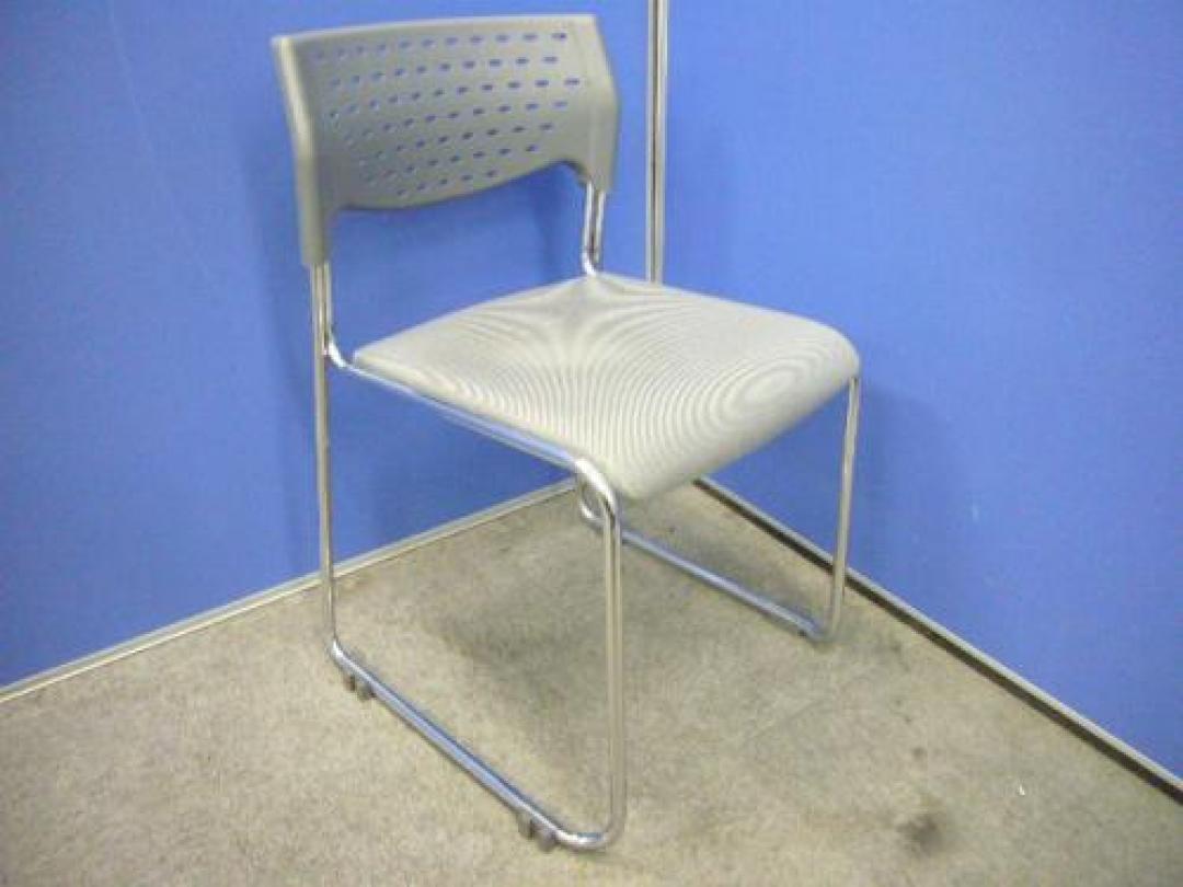 スタッキングチェア！！　大量入荷＾＾【会議チェア】
                                    中古
            