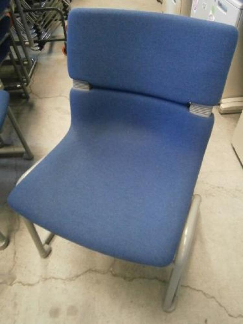 イトーキ　【ドーサルチェア】6脚セット【セット商品】【会議チェア】
                                    中古
            