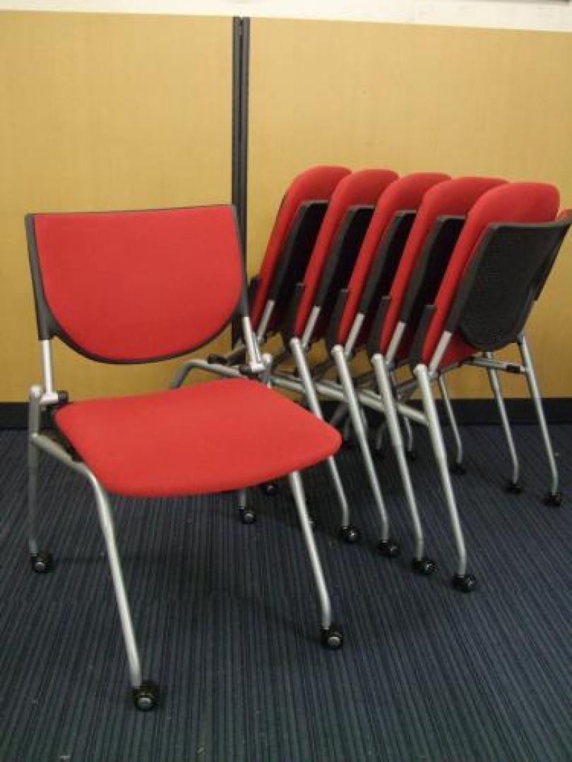 【オカムラ製】【プロスタックシリーズ】【美品】【状態良好】<br>ネスティングチェア！【会議チェア】
                                    中古
            