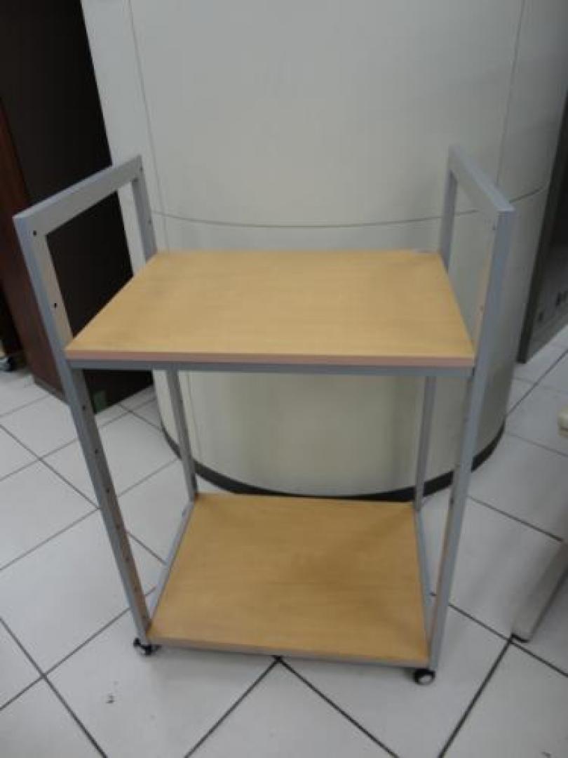 プリンター台　キャスター付き　
                                    中古
            