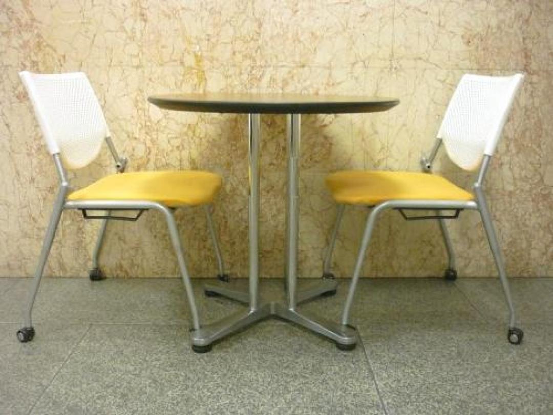 【セット商品】　がっしり丸テーブル＋オカムラ製キャスター付きでオカムラセット
                                    中古
            