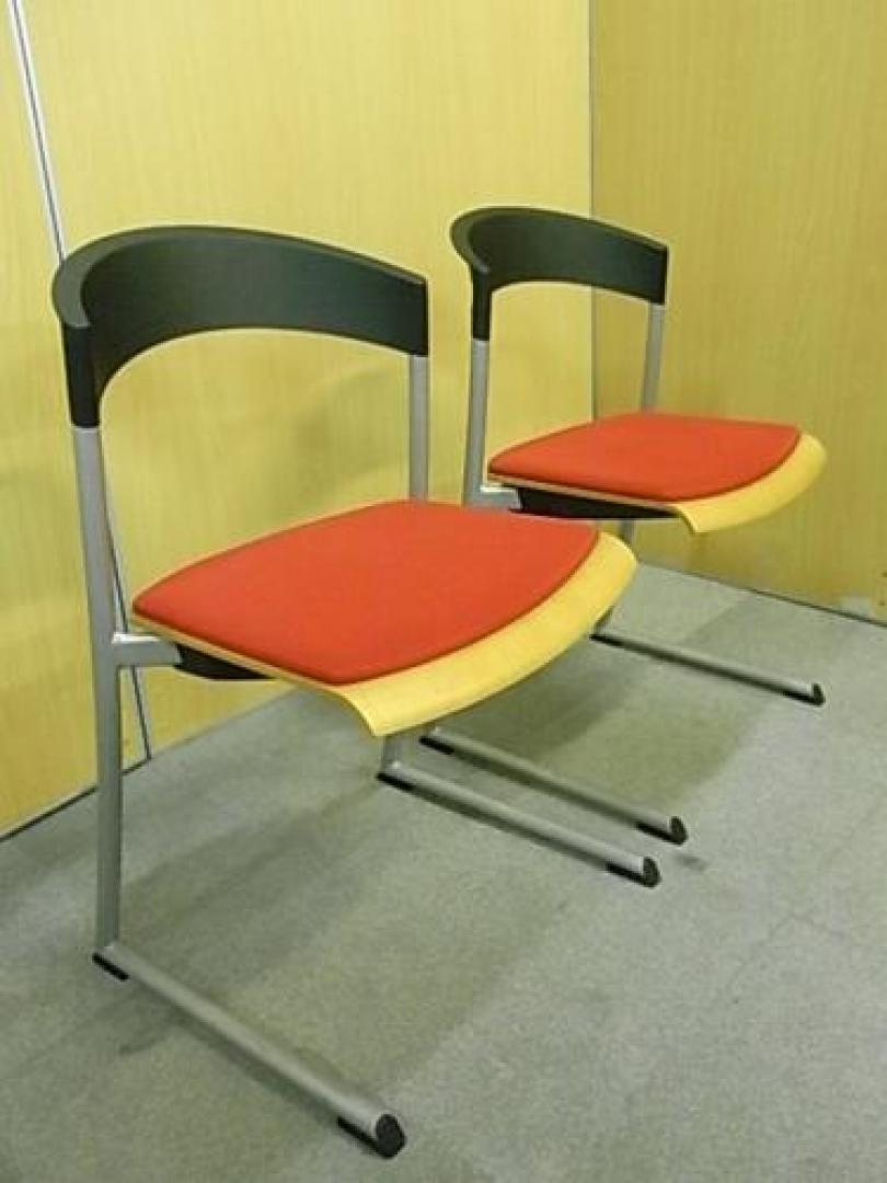 【２脚セットでお買い得！】■wiesner hager　ウィスナーハーガー　■ミーティングチェア〜休憩用、待合用でも活用可能です！〜【会議チェア】
                                    中古
            