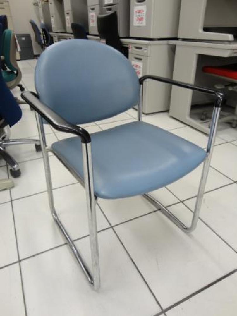 ミーティングチェア　肘付き【会議チェア】
                                    中古
            