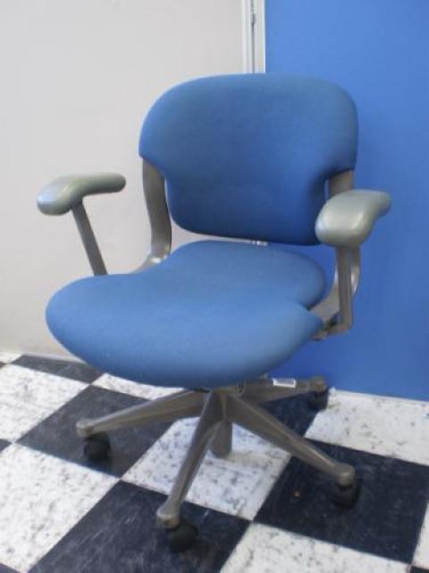 【中古】 Herman Miller/ハーマンミラー 肘付ローバックチェア 65140