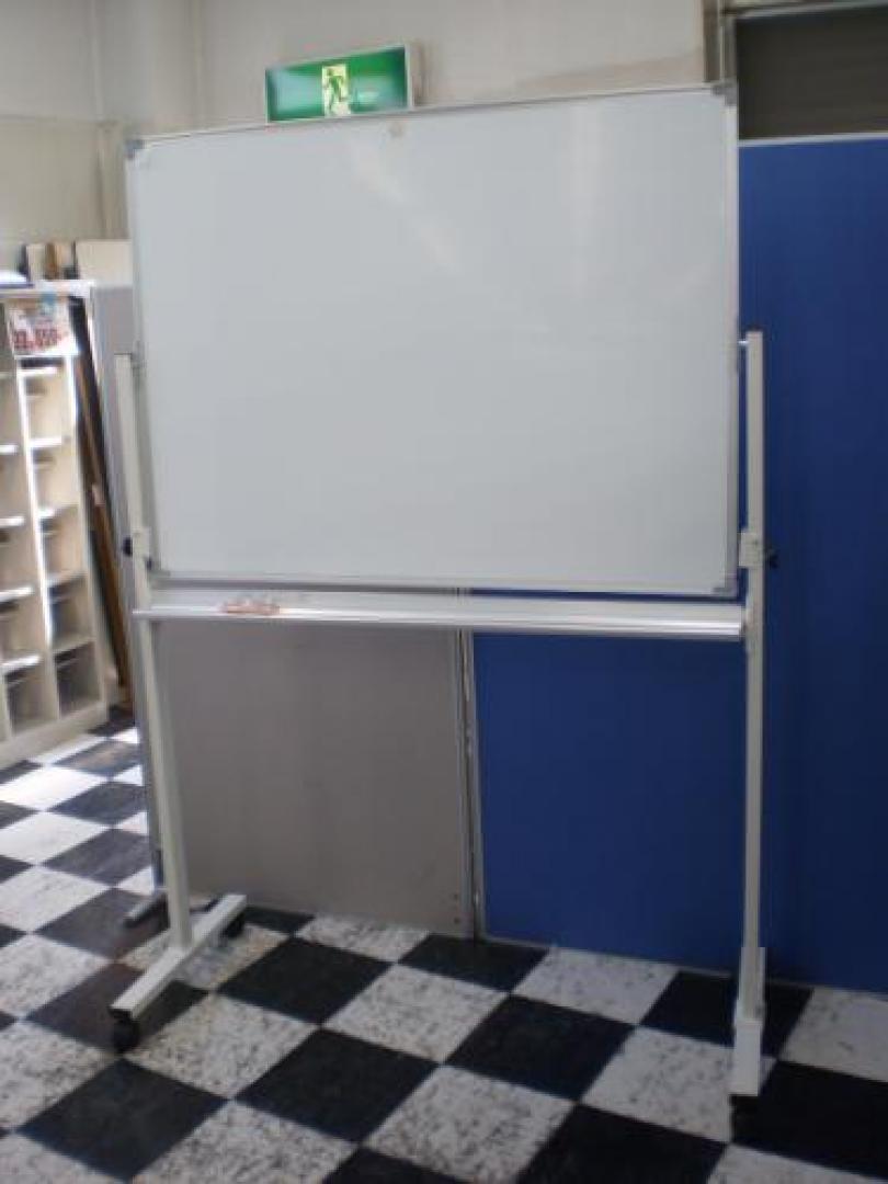 ◆新品商品◆井上金庫製片面仕様のホワイトボード自立式。さいたま店に在庫あります。今すぐお問い合わせ下さい。
                                    新品
            