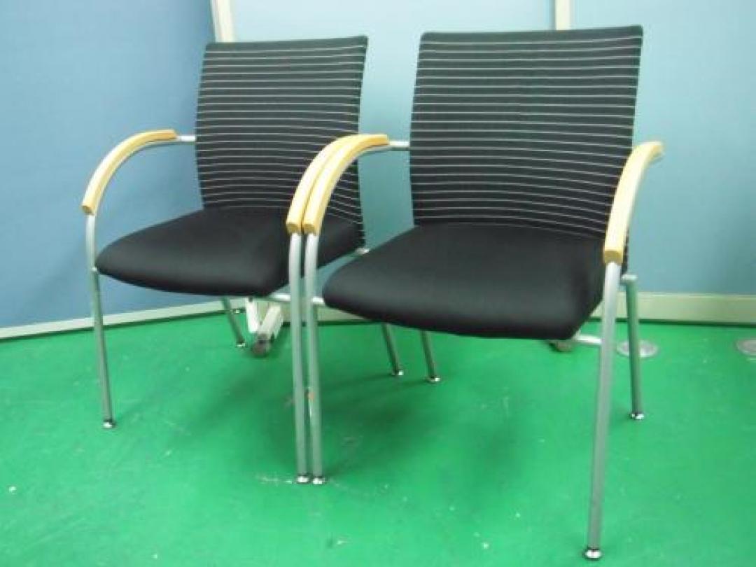 【２つセットだとお得】オーストリア製wiesner hagerのミーティングチェアー【会議チェア】
                                    中古
            