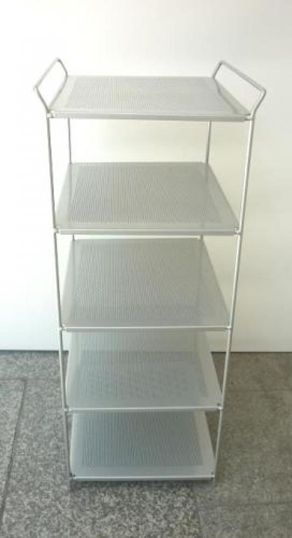 これは…えっと…台です、台！　電話とか、靴とかの！　
                                    中古
            