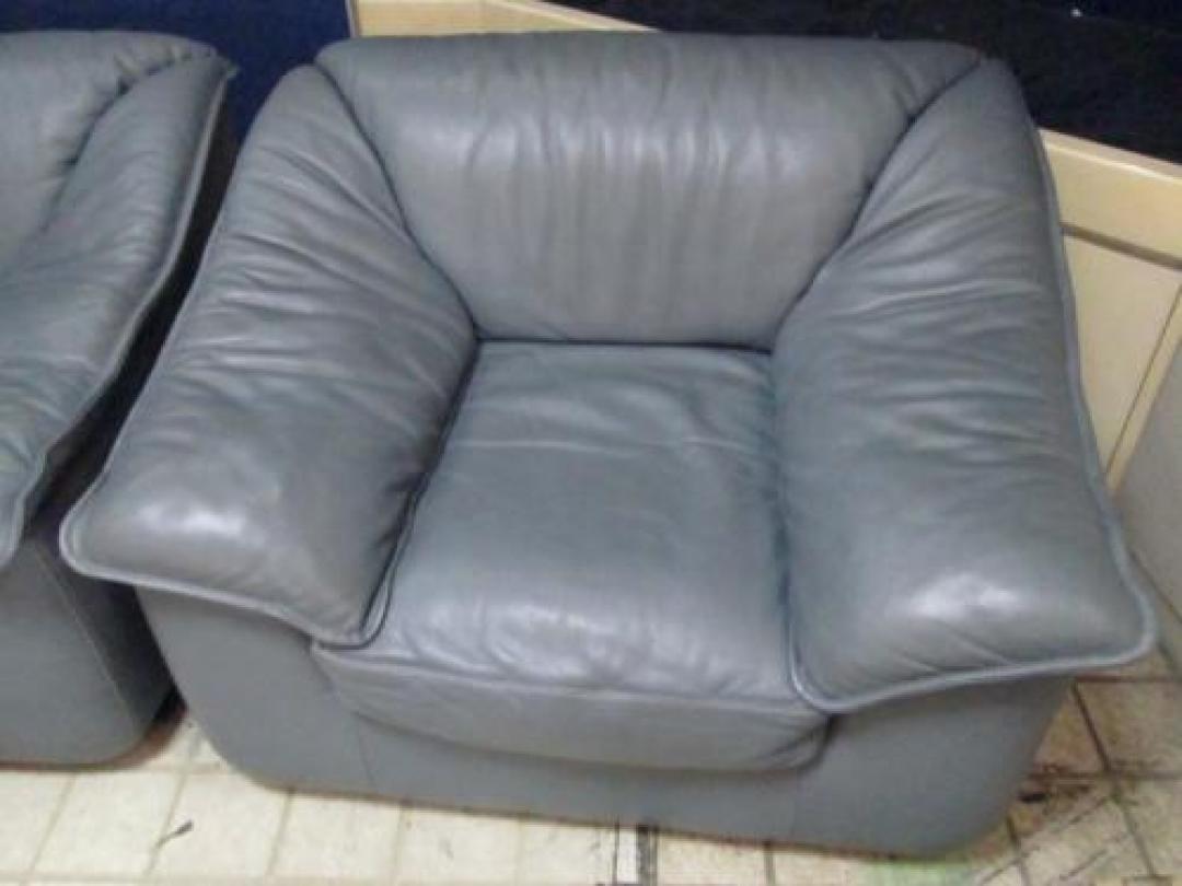 ☆★　ふかふか　そふぁ〜　☆★
                                    中古
            