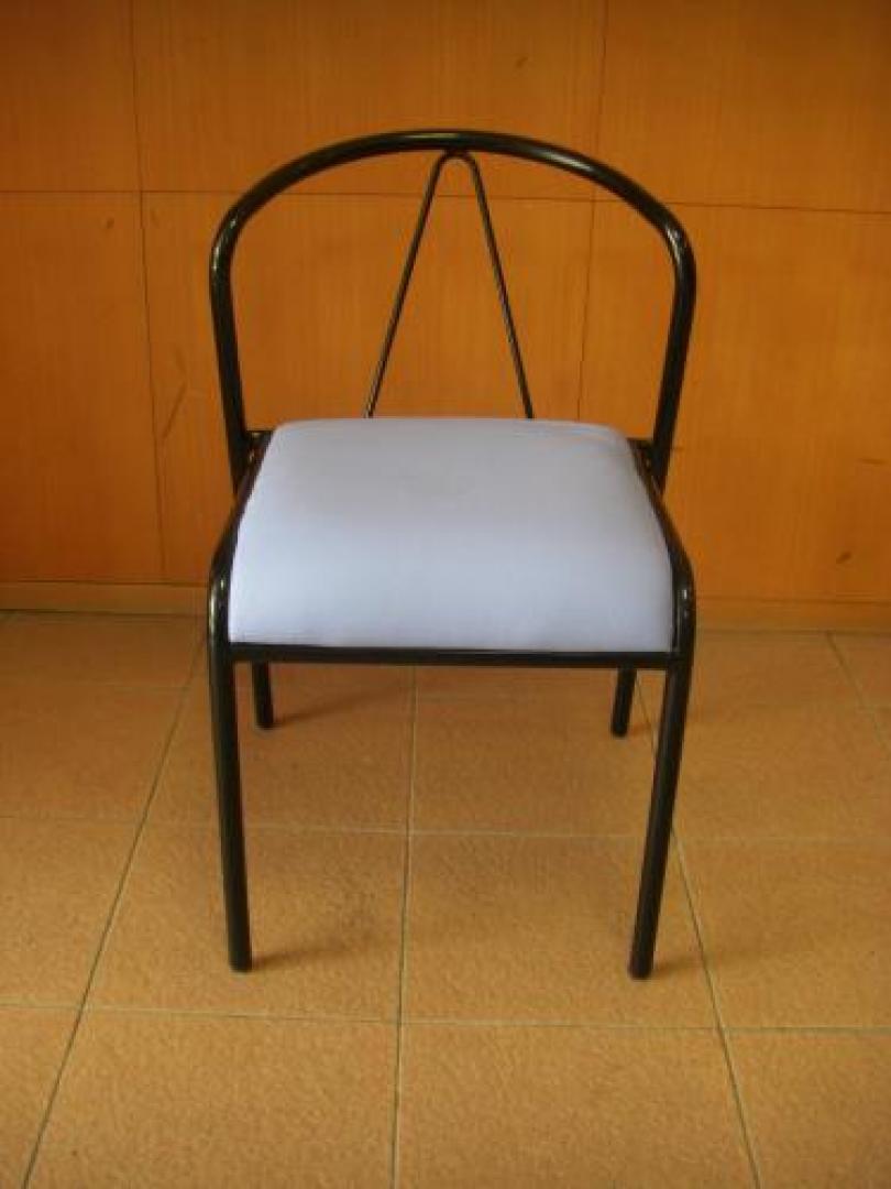 スタックは揃いじゃないと、意味がない!!【会議チェア】
                                    中古
            