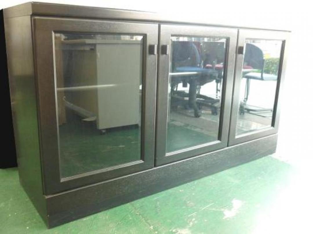 【おつとめ価格】サイドボードがこんなに安い!?
こんなことあっていいんですか!??
                                    中古
            