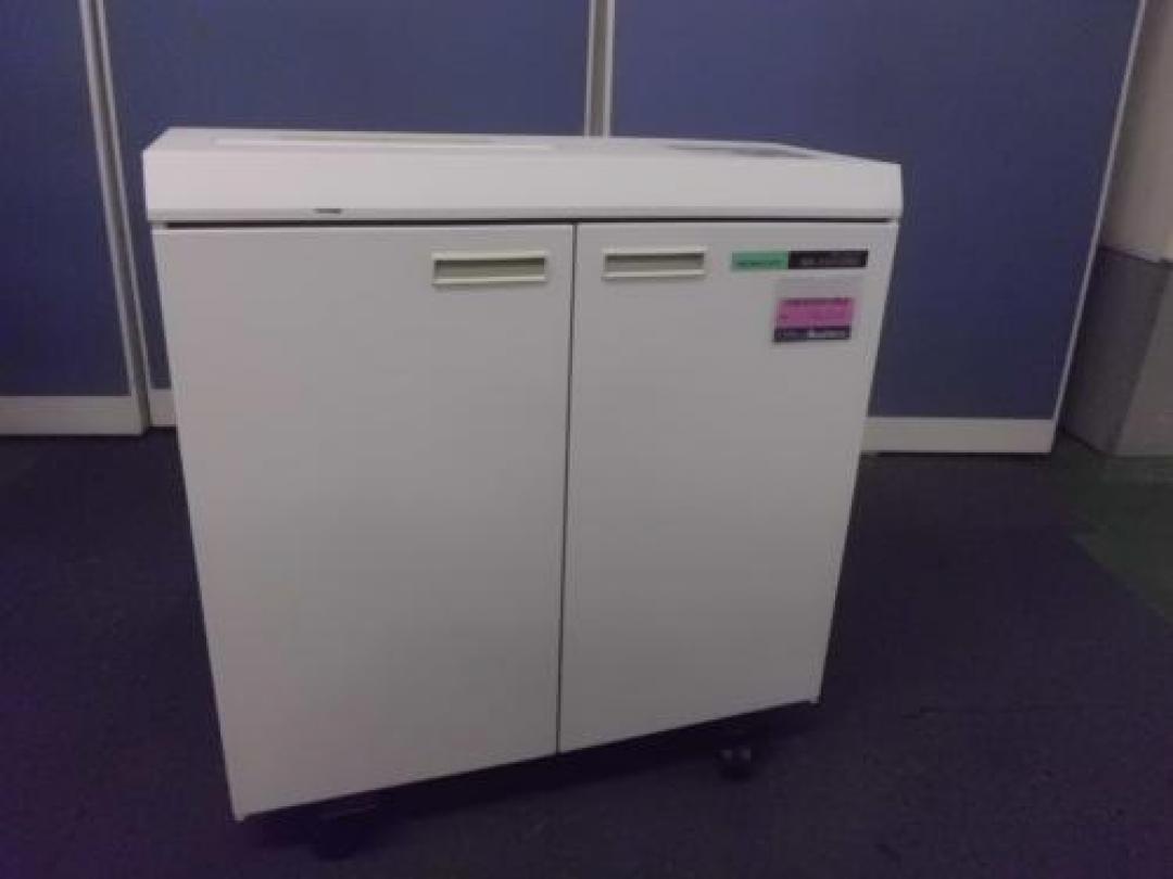 MS-V2310 M2
                        コクヨ MS シュレッダー 
                                    中古
            