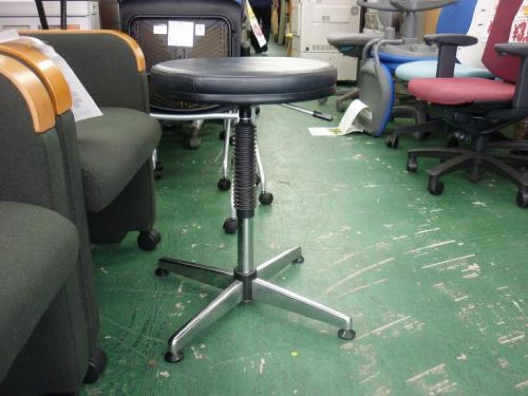 丸イス
                                    中古
            