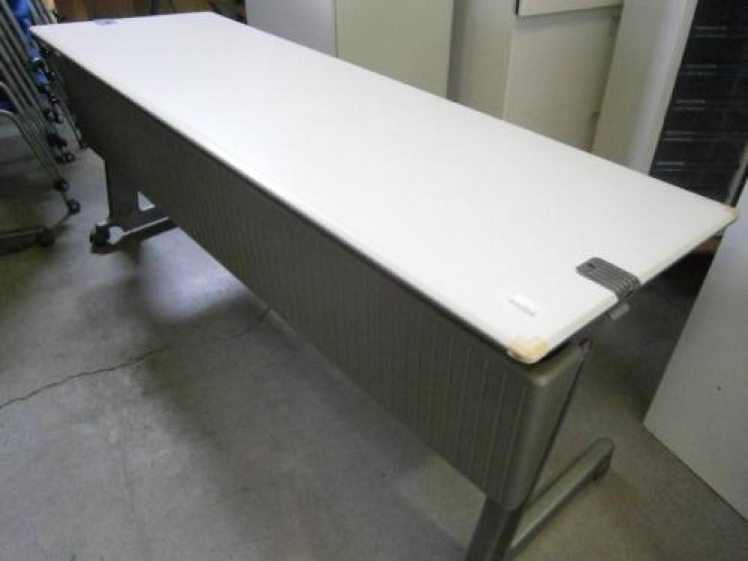 スタックテーブル
                                    中古
            