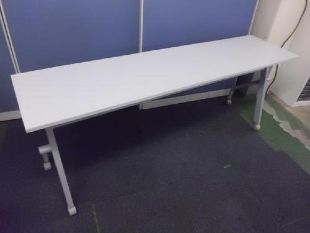 【揃いで入荷！】　状態良し！　サイドスタックテーブル　■収納便利
                                    中古
            