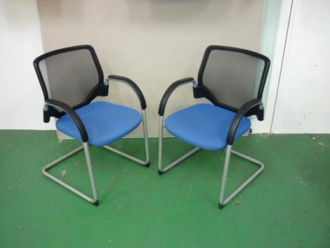 エアリ2脚セット【会議チェア】
                                    中古
            