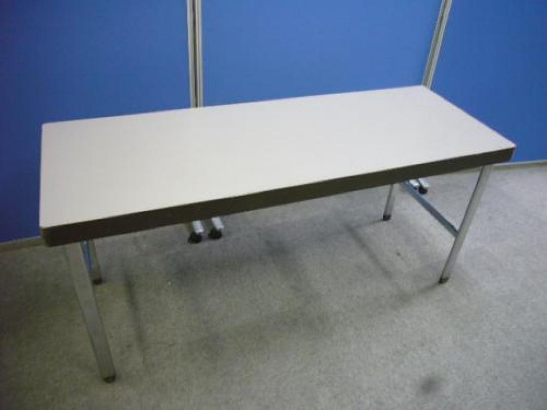 【希少品/折りたたみテーブル】■カラー：グレー■サイズ：W1500D550H700※持ち運びに便利!!
                                    中古
            