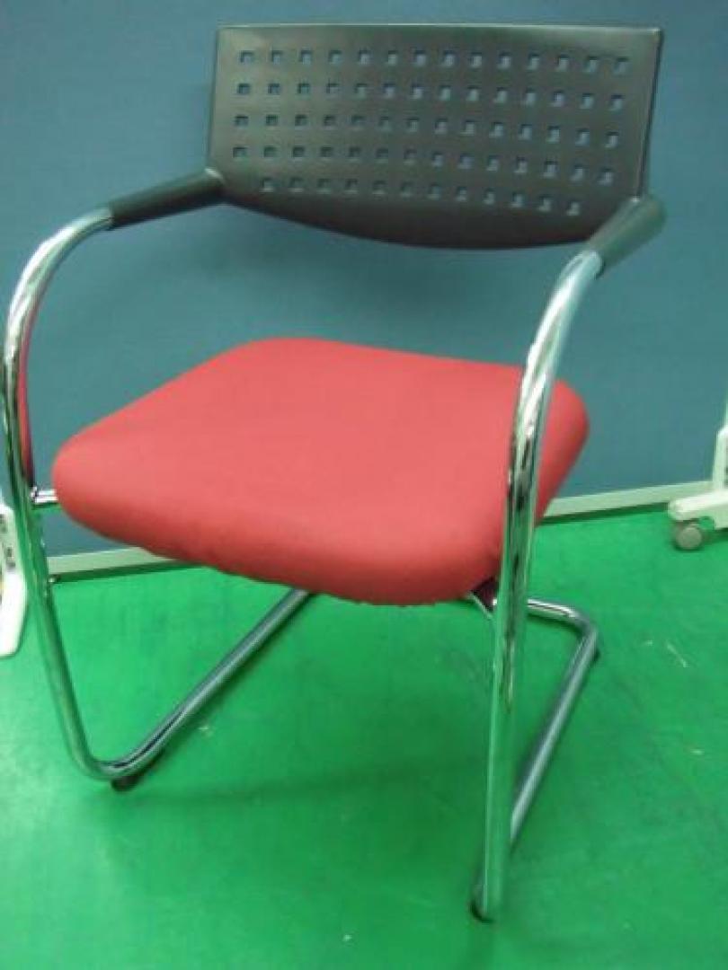 【デザイナーズ家具】【vitra】【ヴィトラ】【ミーティングチェア】【会議用チェア】ラスト1脚【会議チェア】
                                    中古
            
