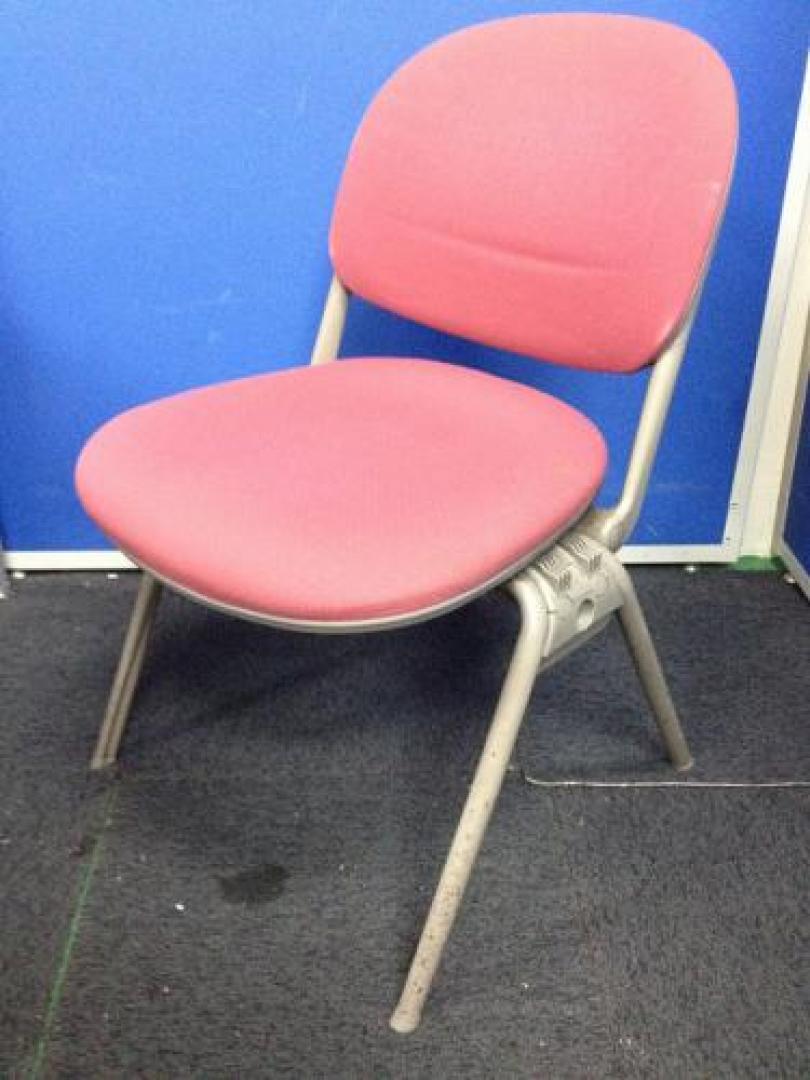 12/24更新情報　【スタッキングチェア】【ピンク】【オカムラ製】【ｏｋａｍｕｒａ】【ミーティング】【会議チェア】
                                    中古
            