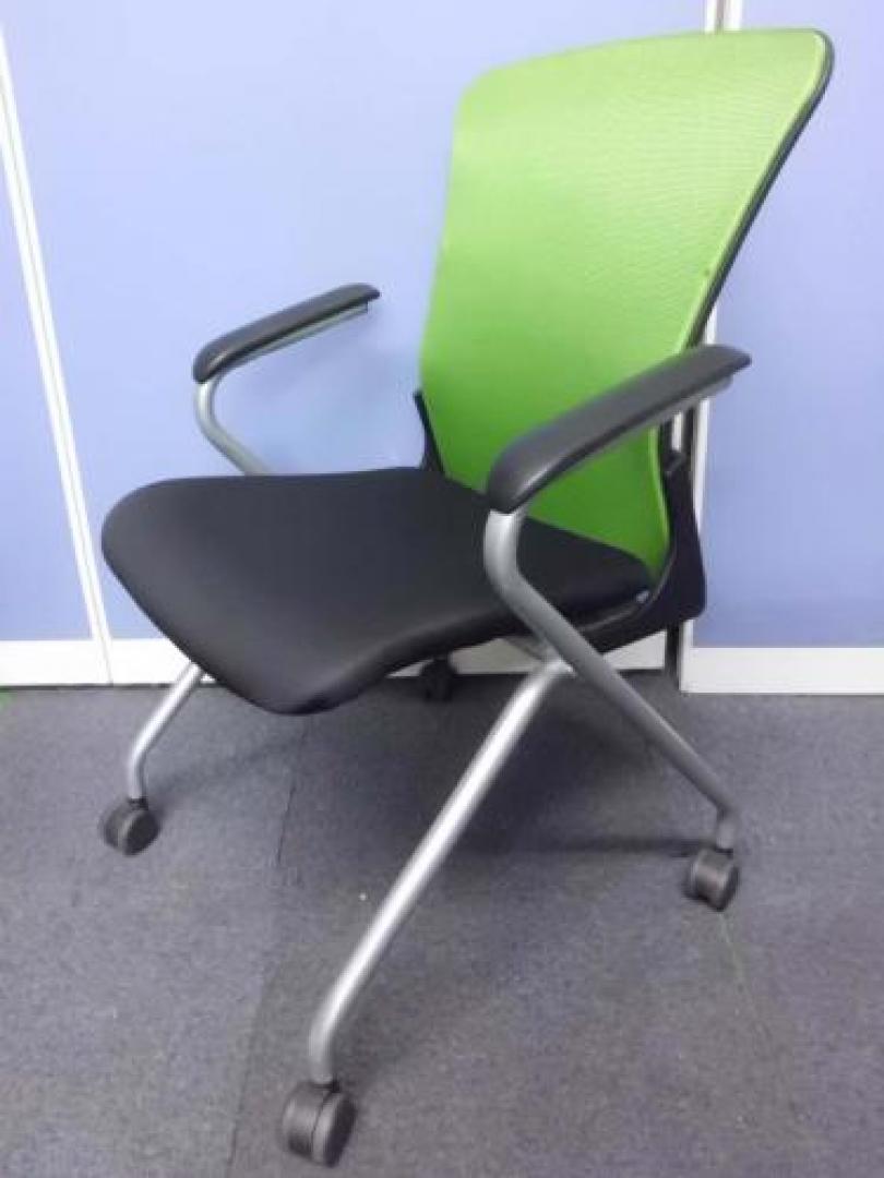 【訳あり大特価】　メッシュネスティングチェア　グリーン　■限定1脚　【メッシュチェア】
                                    中古
            