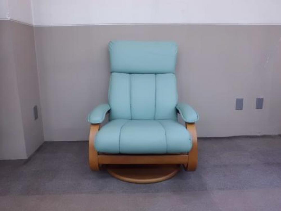 ■富士ファニチャア　■高級チェア　■リクライニングチェア
                                    中古
            