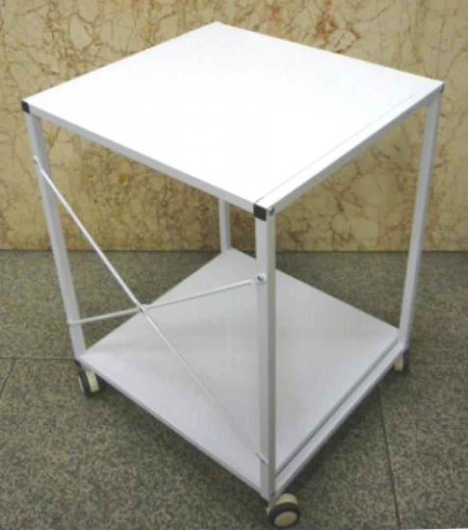 スチール製ですっきりデザインのプリンタ台
                                    中古
            