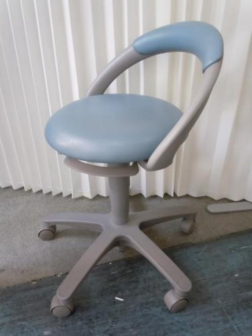 サポートスツール　■　ITOKI　■　受注生産品です
                                    中古
            