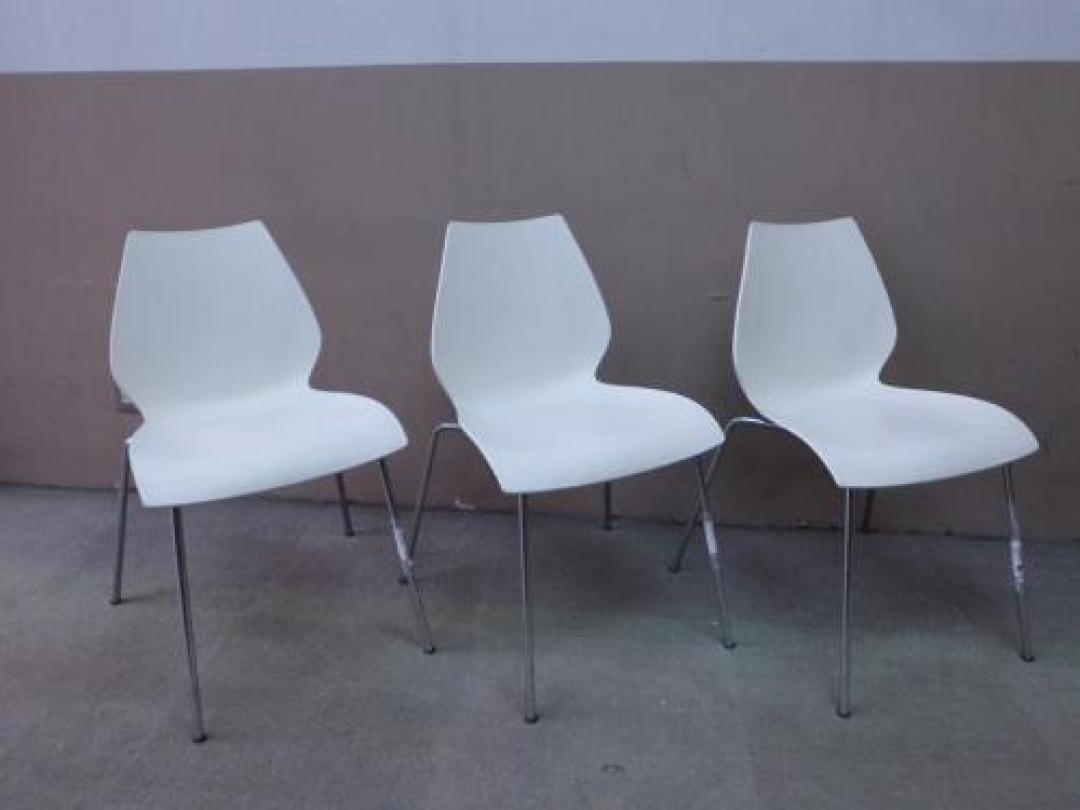 【カルテル・マウイチェア・3脚セット】セットは、お得!セット商品多数有り！京都東寺店TEL*075-694-1310【会議チェア】
                                    中古
            