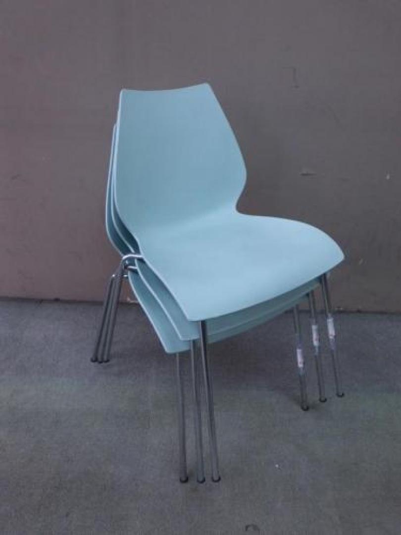 【カルテル・マウイチェア・3脚セット】ダイニングルーム・カフェ・スタジオなどに、最適！！【会議チェア】
                                    中古
            