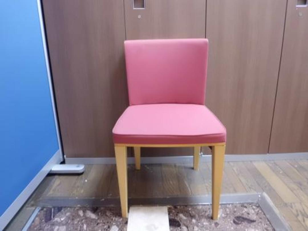 ミーティングチェア【会議チェア】
                                    中古
            