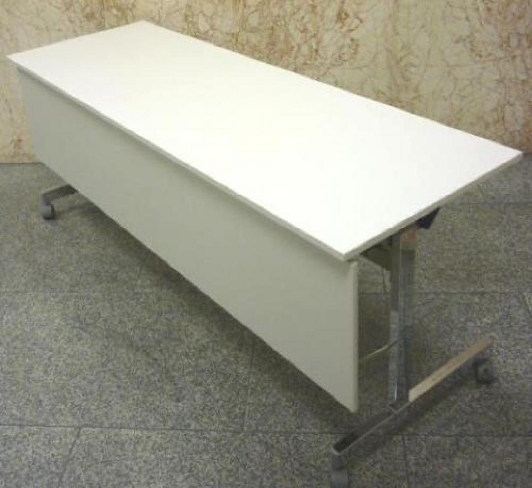 幕板付きで女性も安心　大きめ6名様用
                                    中古
            