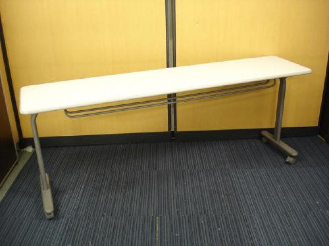 【イトーキ製】【便利な奥行き450mmタイプ】<br>サイドスタックテーブル！
                                    中古
            