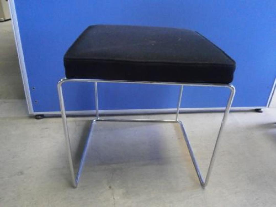 イトーキ【スツールチェア】
                                    中古
            