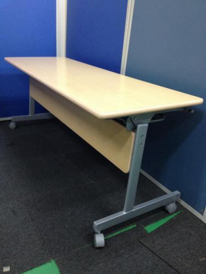 12/24更新情報　【スタッキングテーブル】【木目】【折りたたみテーブル】
                                    中古
            