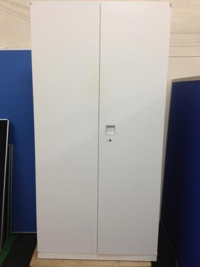 10/23在庫情報【キッチンキャビネット】【キッチンユニット】【ホワイト】
                                    中古
            