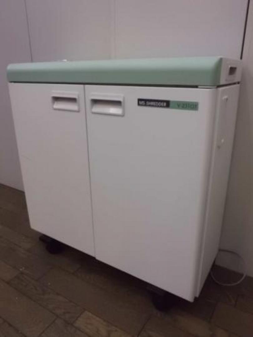 V231CLT
                                    中古
            